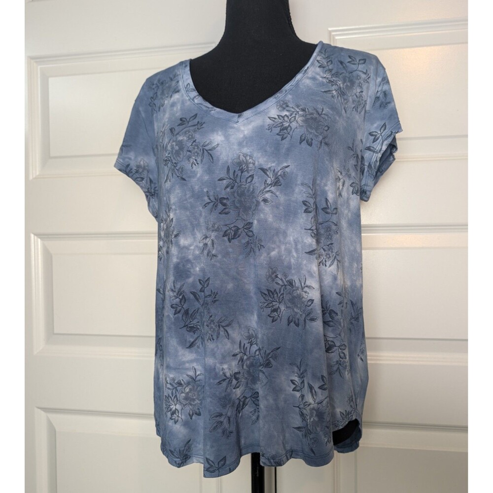 NWT American Eagle Size L Favorite T-Shirt Floral Blue Cloud Tie Dye V-Neck $25